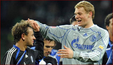 隨著明年的 隨著明年的