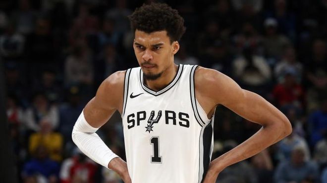 侧翼顺下牵 侧翼顺下牵