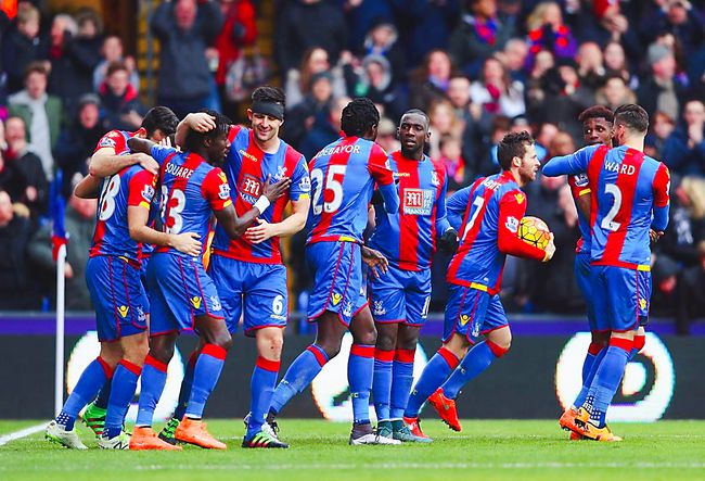 这三条轴线 这三条轴线